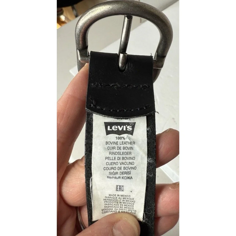 Levis Leather Women Belt Brown BOHO  Oval  Buckle Sz 30 Brown Made in Italy